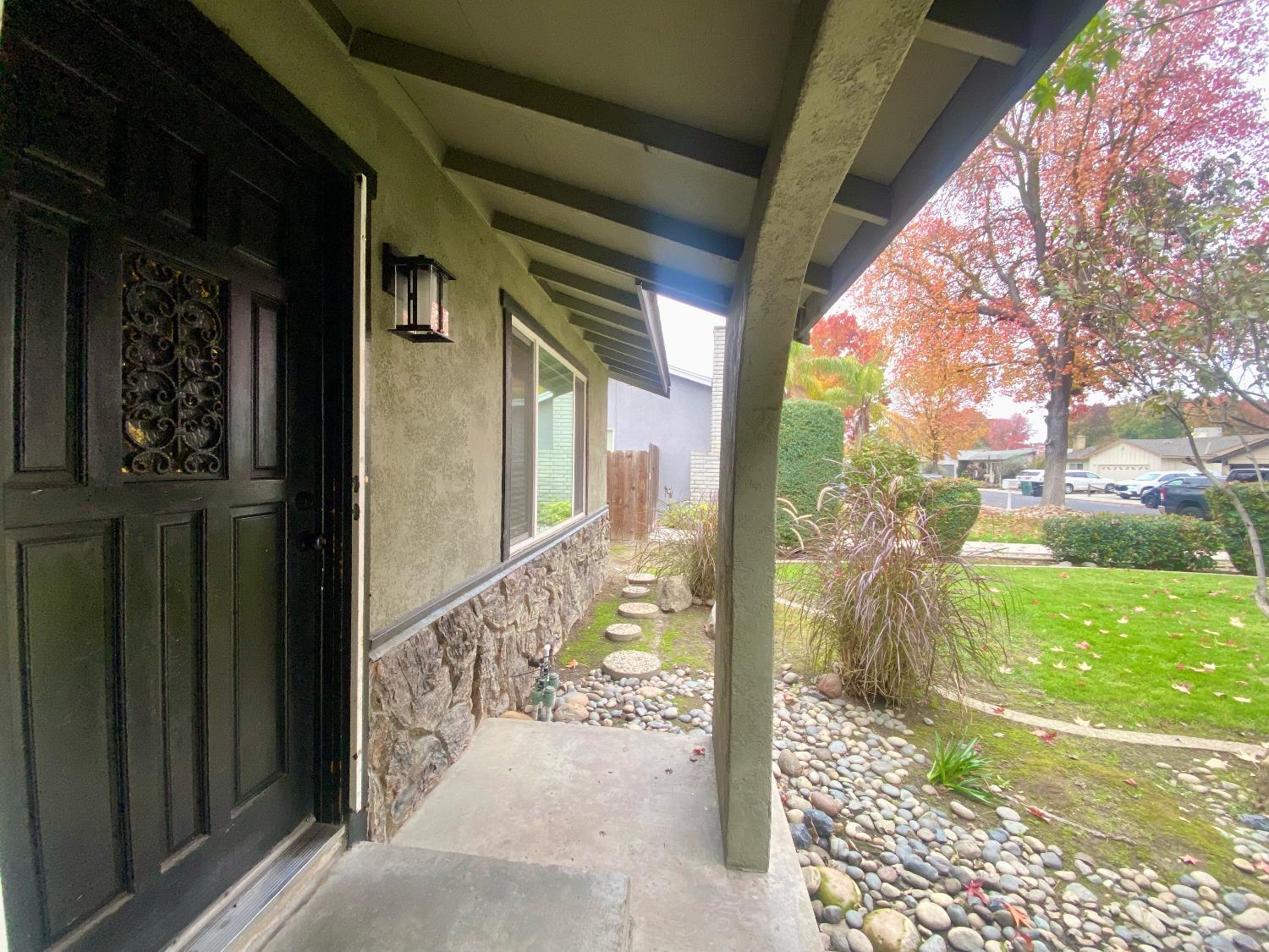 2301 McRitchie Way Modesto, CA 95355 - Photo 5 of 22 a view of a porch