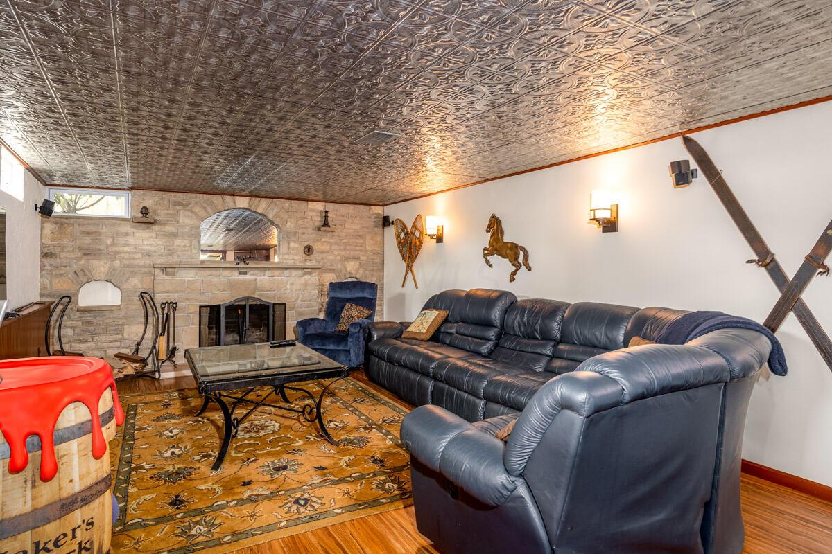 102 James Road Columbus, OH 43230 - Photo 31 of 46