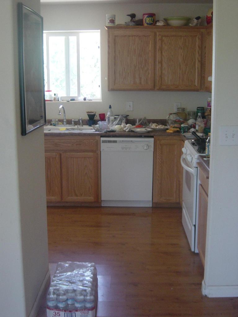 16915 Prentice Road Cottonwood, CA 96022 - Photo 9 of 10 kitchen