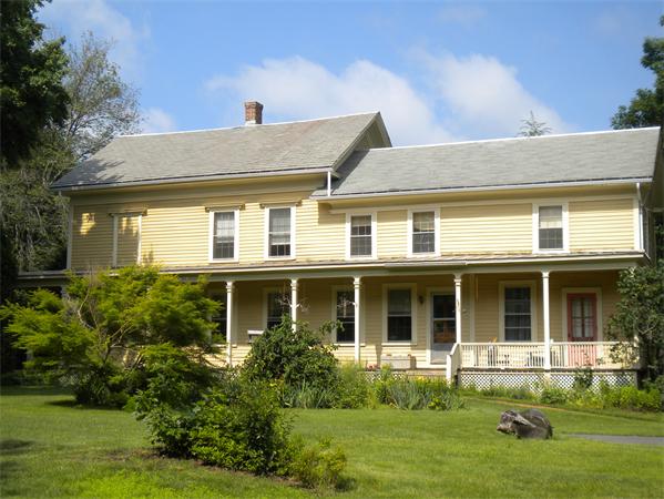 680 Bay Road Amherst, MA 01002 - Photo 1 of 28