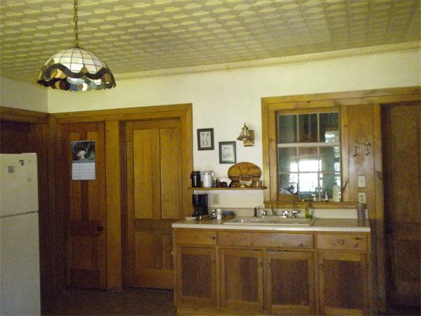680 Bay Road Amherst, MA 01002 - Photo 4 of 28