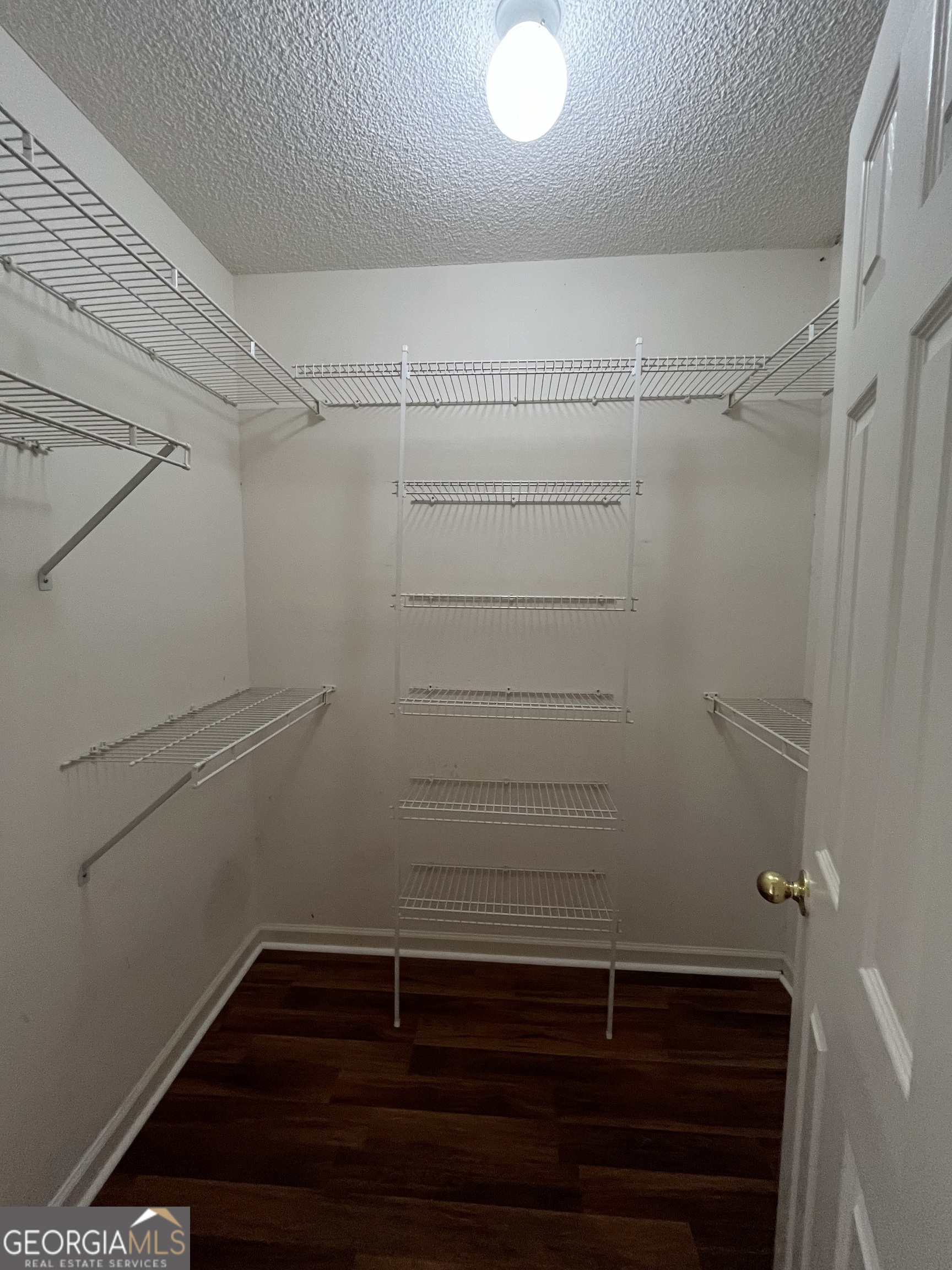 15 Talbot Court St. Marys, GA 31558 - Photo 18 of 20 a view of walk in closet