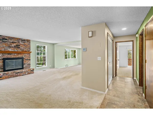 $750,000 | 37276 Camp Creek Road, Springfield, OR 97478