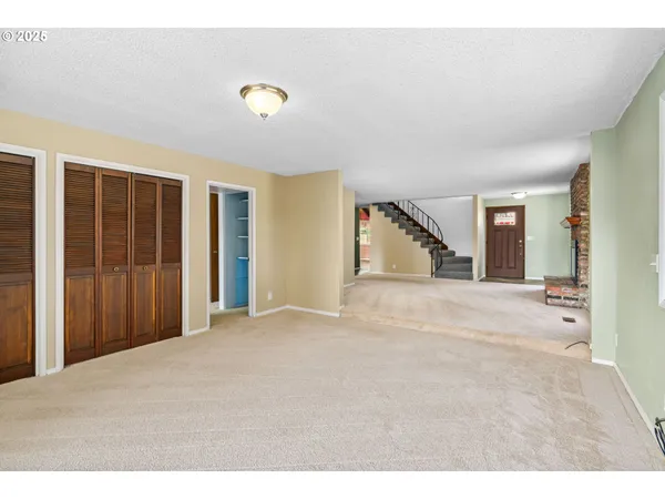 $750,000 | 37276 Camp Creek Road, Springfield, OR 97478