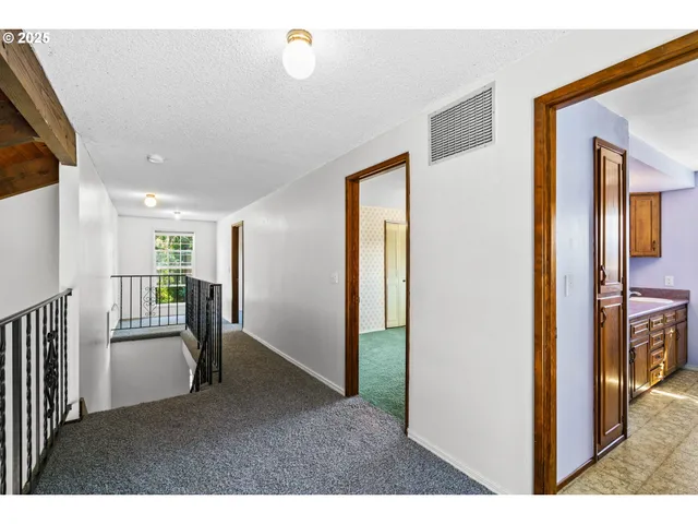 $750,000 | 37276 Camp Creek Road, Springfield, OR 97478