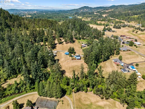 $750,000 | 37276 Camp Creek Road, Springfield, OR 97478