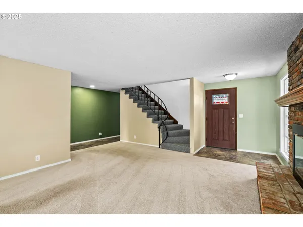 $750,000 | 37276 Camp Creek Road, Springfield, OR 97478