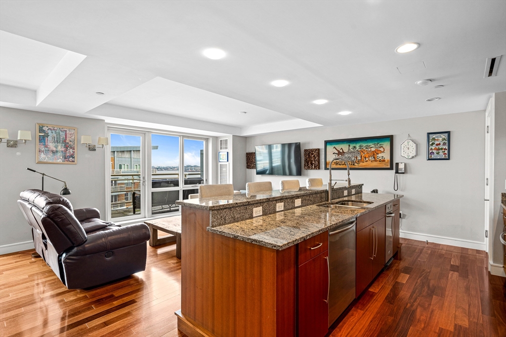 4 Battery Wharf, Unit 4608 Boston, MA 02109 - Photo 3 of 25