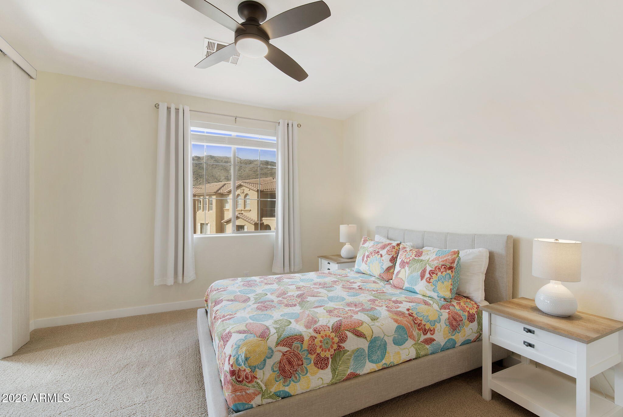 10655 North 9th Street, Unit 217 Phoenix, AZ 85020 - Photo 15 of 28 28-web-or-mls-_DSC0170