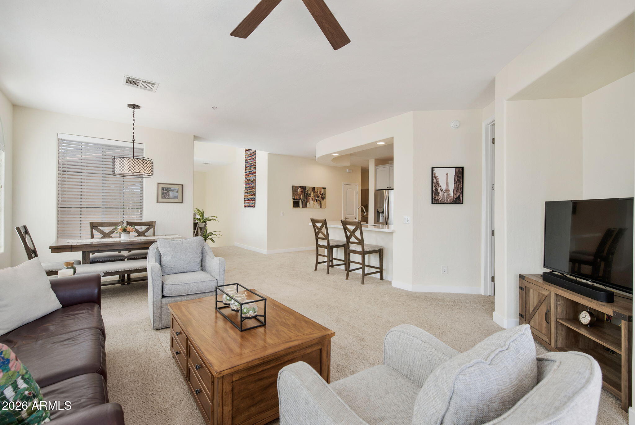 10655 North 9th Street, Unit 217 Phoenix, AZ 85020 - Photo 9 of 28 13-web-or-mls-_DSC0118