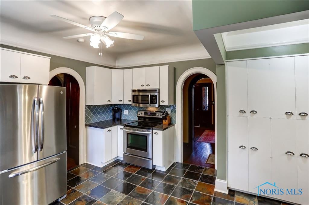 2102 Shenandoah Road Toledo, OH 43607 - Photo 16 of 36 Gallery Image 16