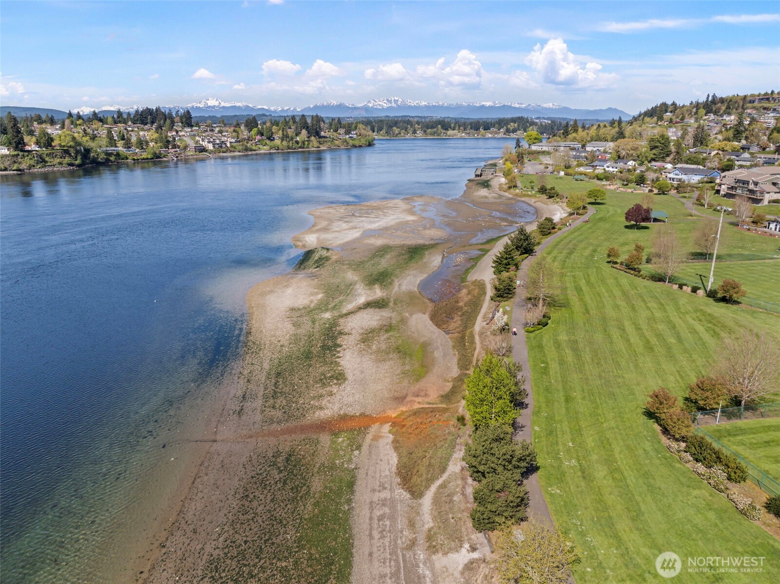 414 Plum Street Bremerton, WA 98310 - Photo 33 of 40 a view of a lake with boats in the background