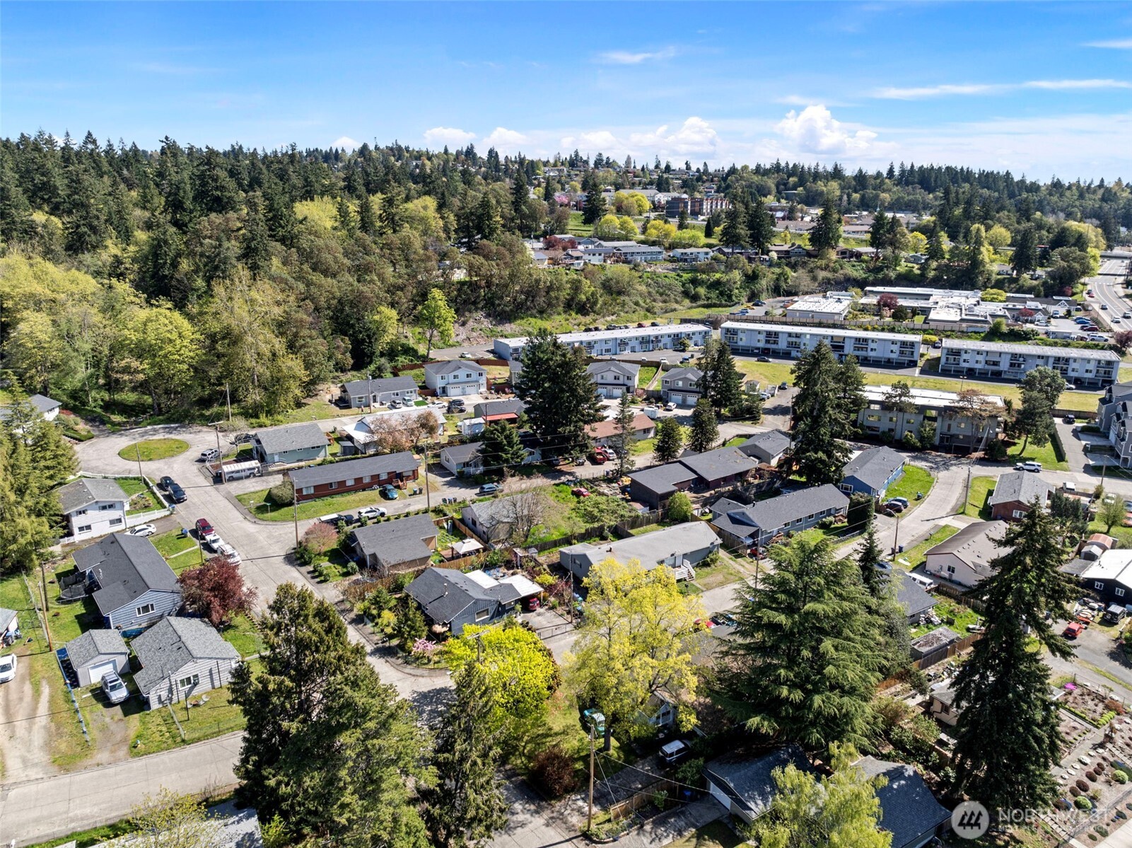 414 Plum Street Bremerton, WA 98310 - Photo 36 of 40 a view of a city