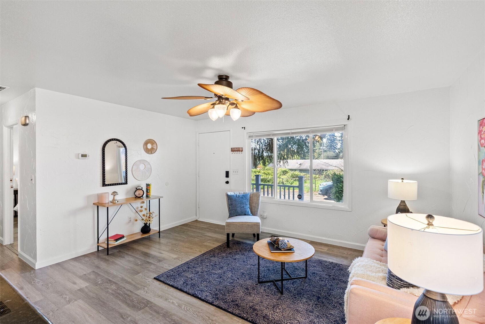 414 Plum Street Bremerton, WA 98310 - Photo 4 of 40 a living room with furniture and a window