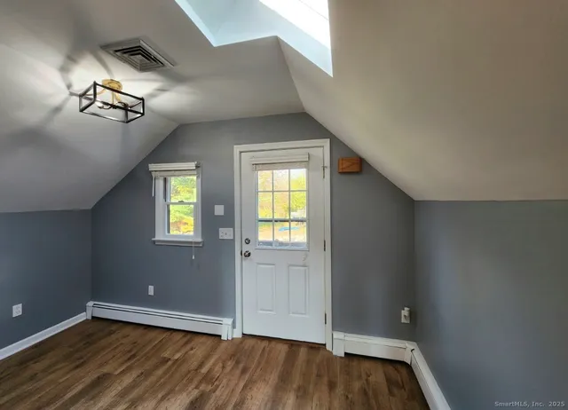 $2,200 | 4994 Madison Avenue, Trumbull, CT 06611