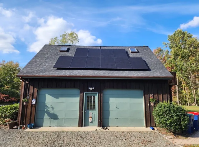 $2,200 | 4994 Madison Avenue, Trumbull, CT 06611