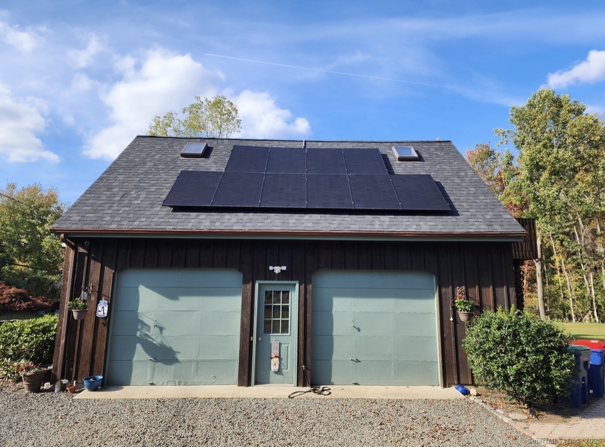 4994 Madison Avenue Trumbull, CT 06611 - Photo 18 of 22 Exterior