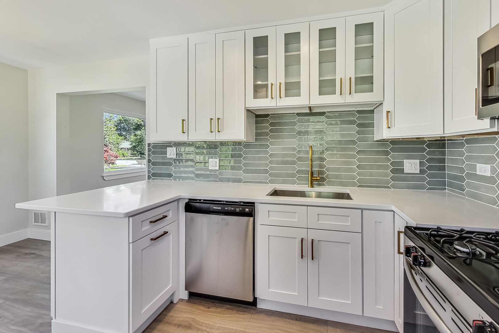 830 Shermer Road Glenview, IL 60025 - Photo 11 of 59 Gallery Image 11
