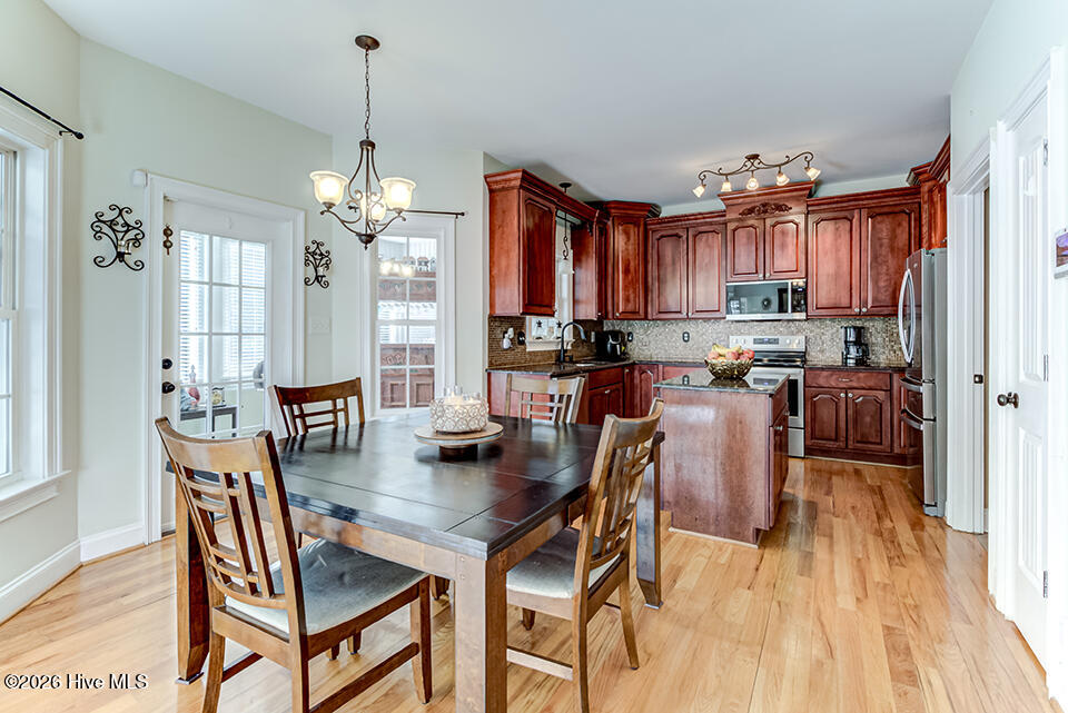 173 Mae Drive Hampstead, NC 28443 - Photo 7 of 50 IMG_8169_70_71_72_73