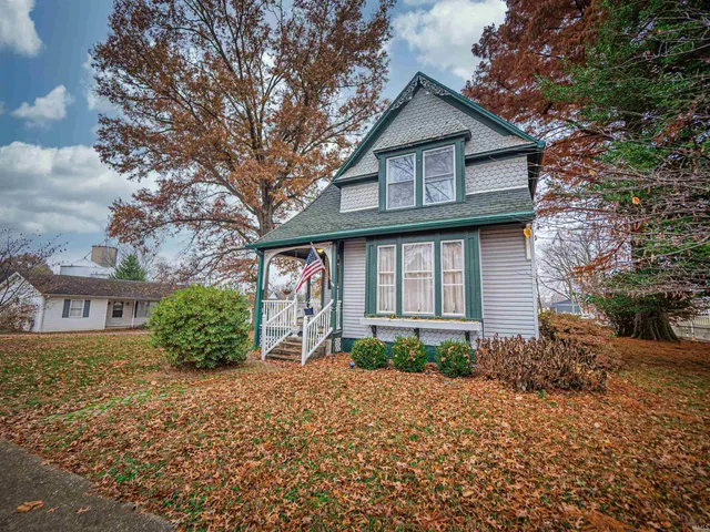 $222,500 | 406 South Main Street, Owensville, IN 47665