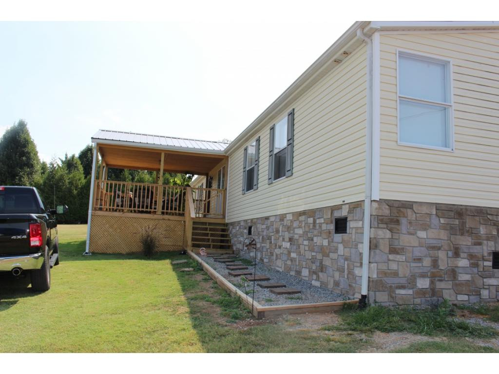 196 Gibson Road Greeneville, TN 37743 - Photo 4 of 33 Photo 4