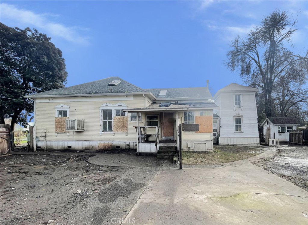 1735 Magnolia Avenue Chico, CA 95926 - Photo 3 of 42