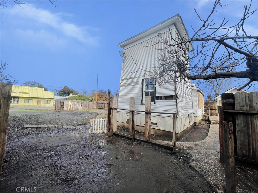 1735 Magnolia Avenue Chico, CA 95926 - Photo 6 of 42