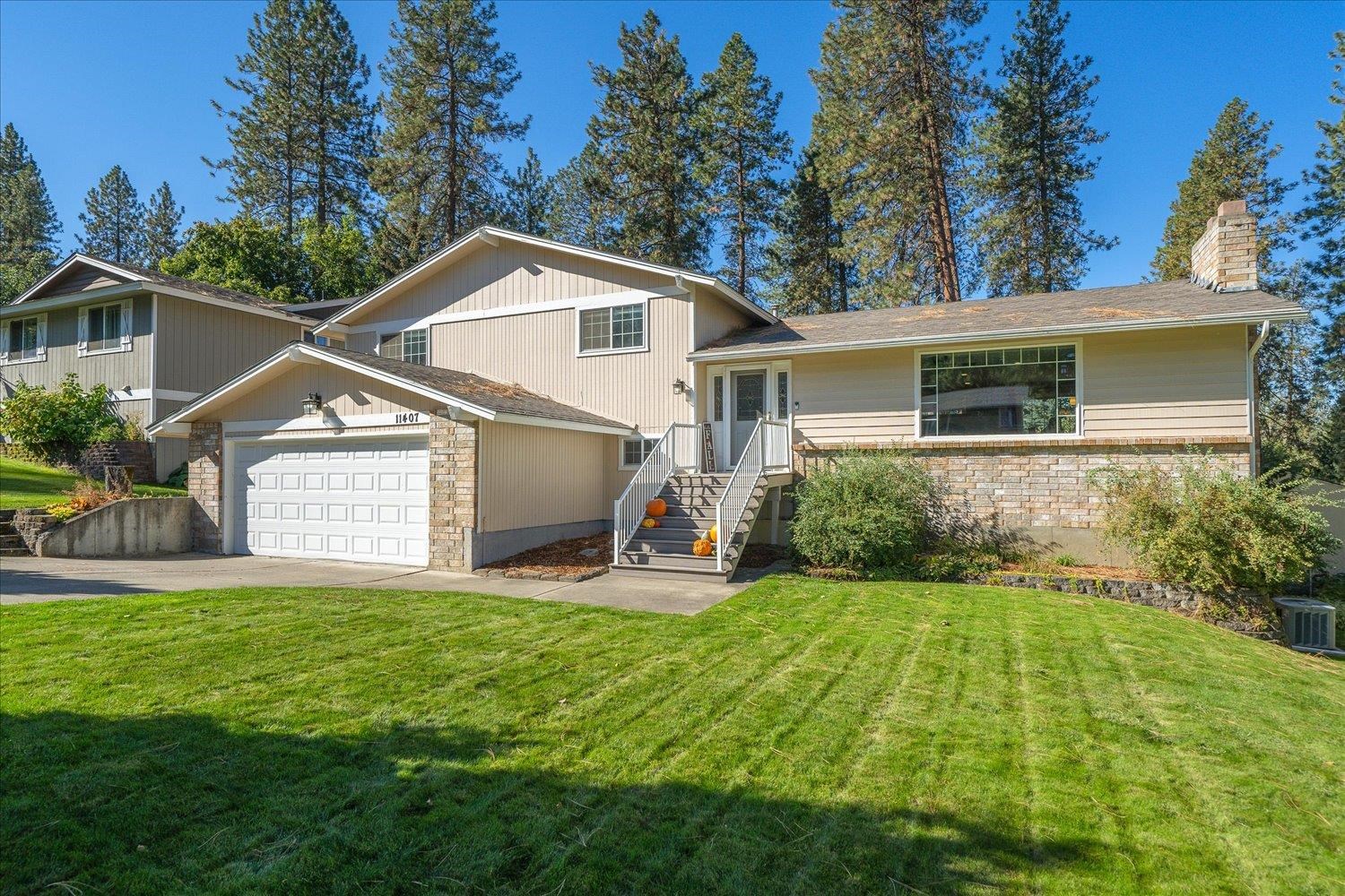 11407 North Astor Road Spokane, WA 99218 - Photo 1 of 50