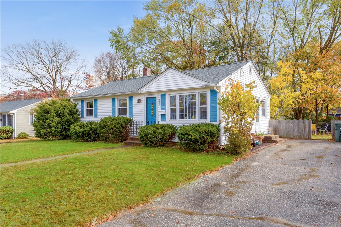 216 Hopkins Hill Road Coventry, RI 02816 - Photo 3 of 22 Gallery Image 3