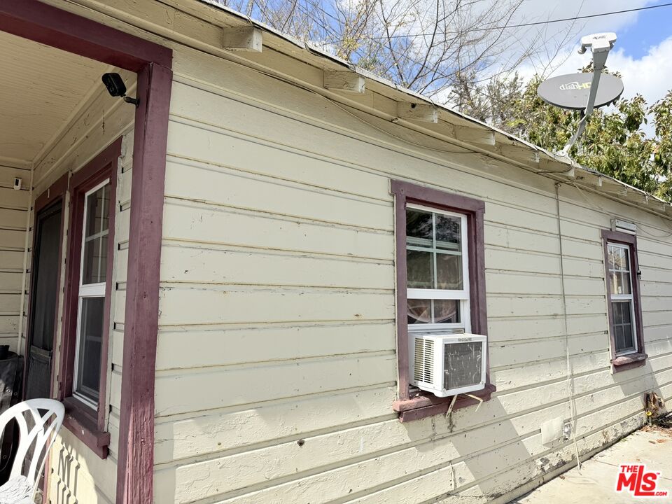12918 Shreve Road Whittier, CA 90602 - Photo 4 of 26