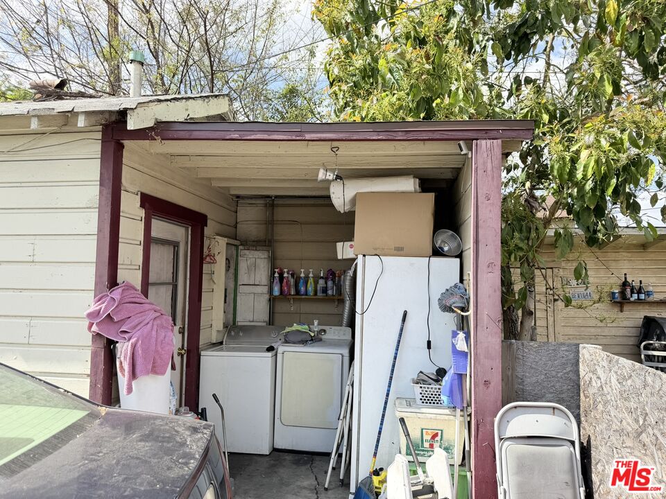 12918 Shreve Road Whittier, CA 90602 - Photo 5 of 26