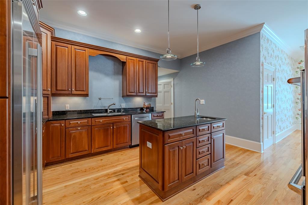 1816 South Dover Road Dover, FL 33527 - Photo 12 of 86