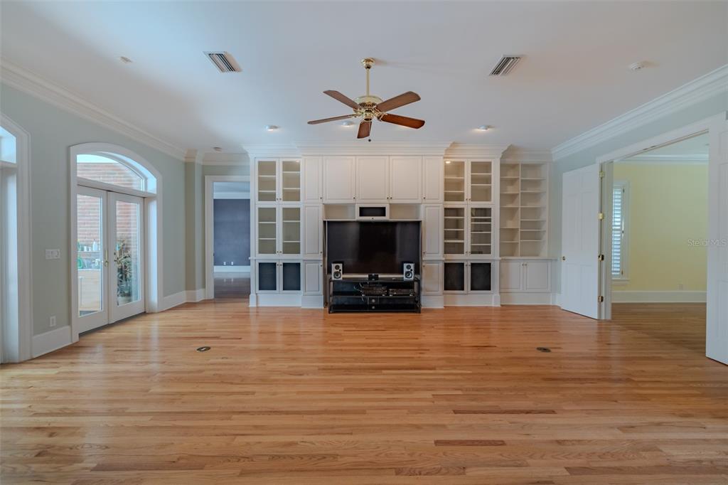 1816 South Dover Road Dover, FL 33527 - Photo 18 of 86