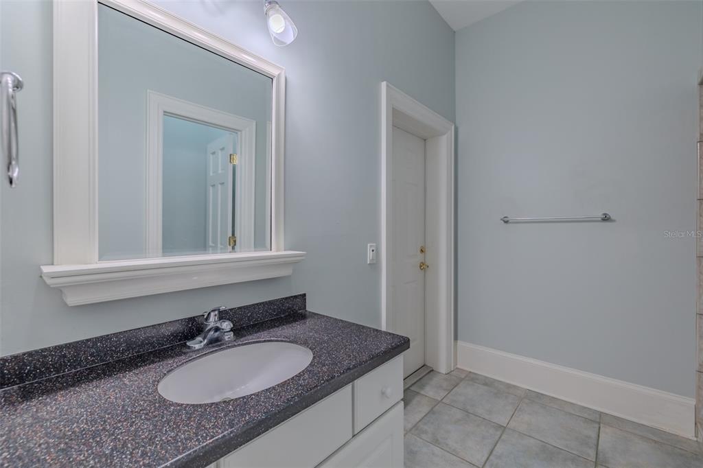 1816 South Dover Road Dover, FL 33527 - Photo 33 of 86