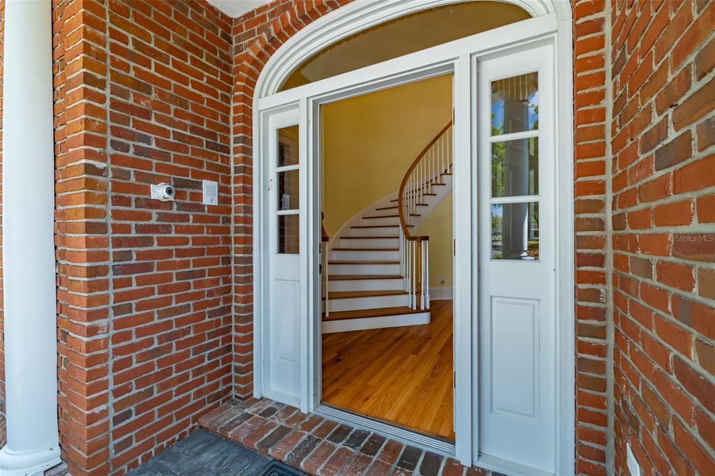 1816 South Dover Road Dover, FL 33527 - Photo 5 of 86