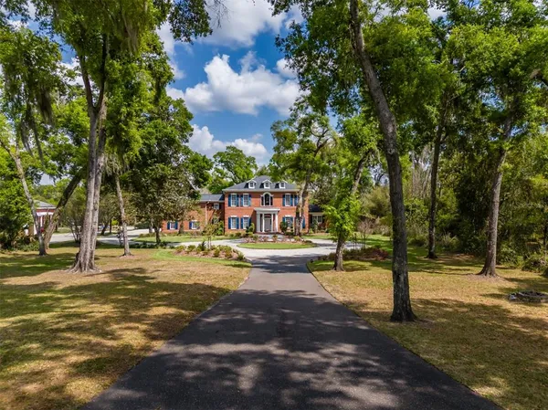 $2,395,000 | 1816 South Dover Road, Dover, FL 33527
