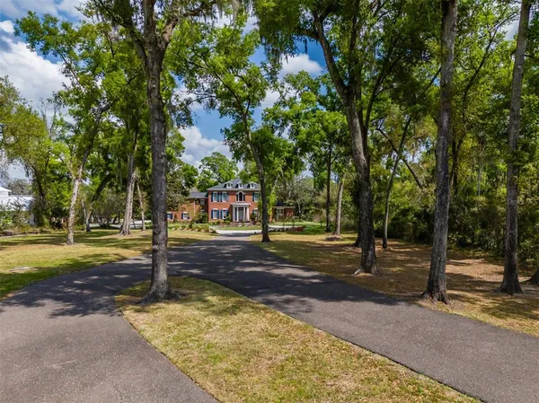 $2,395,000 | 1816 South Dover Road, Dover, FL 33527