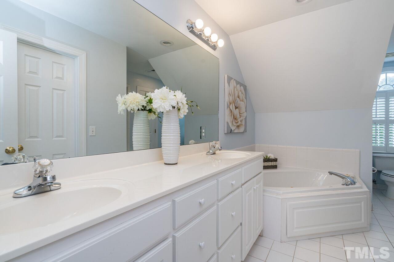 633 Sarah Lawrence Court Raleigh, NC 27609 - Photo 19 of 30