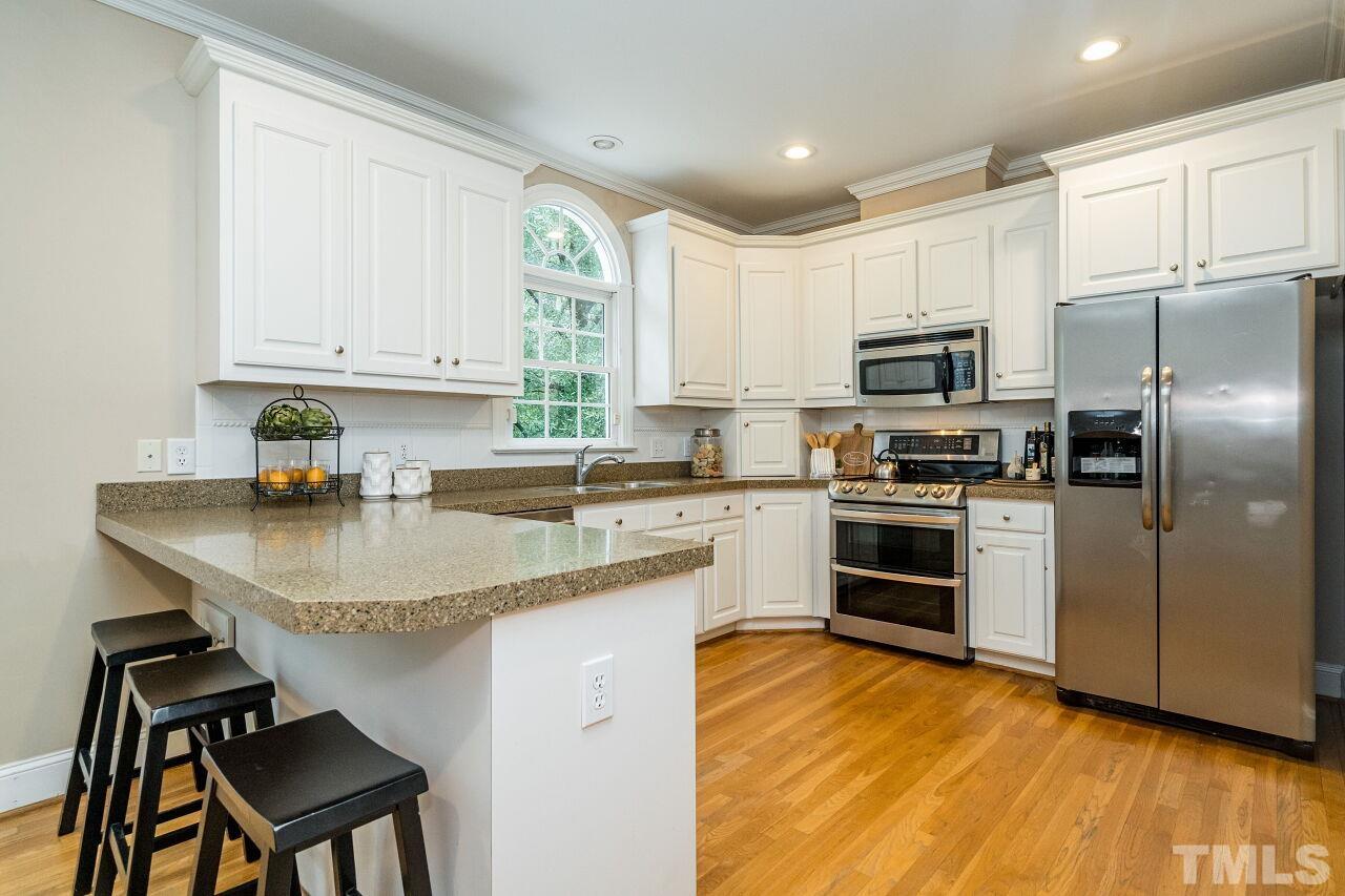 633 Sarah Lawrence Court Raleigh, NC 27609 - Photo 10 of 30