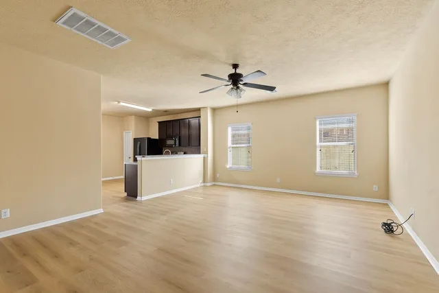 $1,850 | 7014 Hazelnut Lane, Baytown, TX 77521