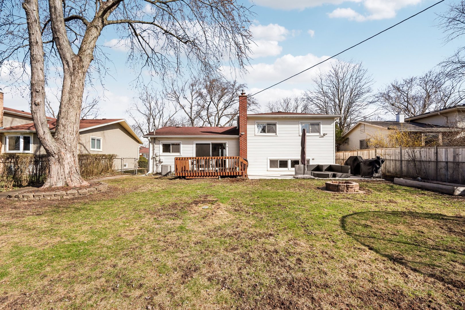 1819 Azalea Lane Mount Prospect, IL 60056 - Photo 34 of 36