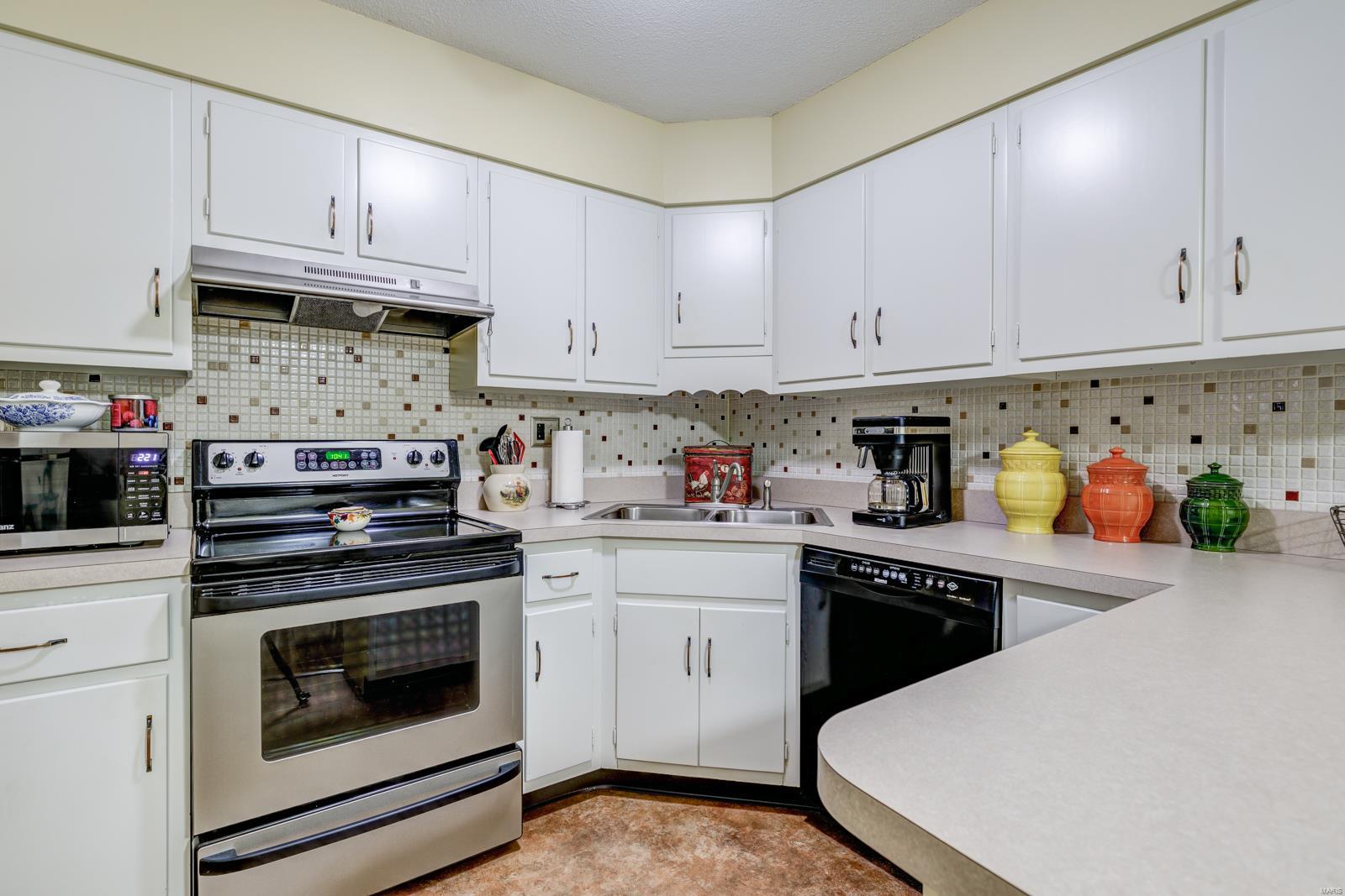 1660 Blue Ridge Drive, Unit A St. Louis, MO 63125 - Photo 11 of 27