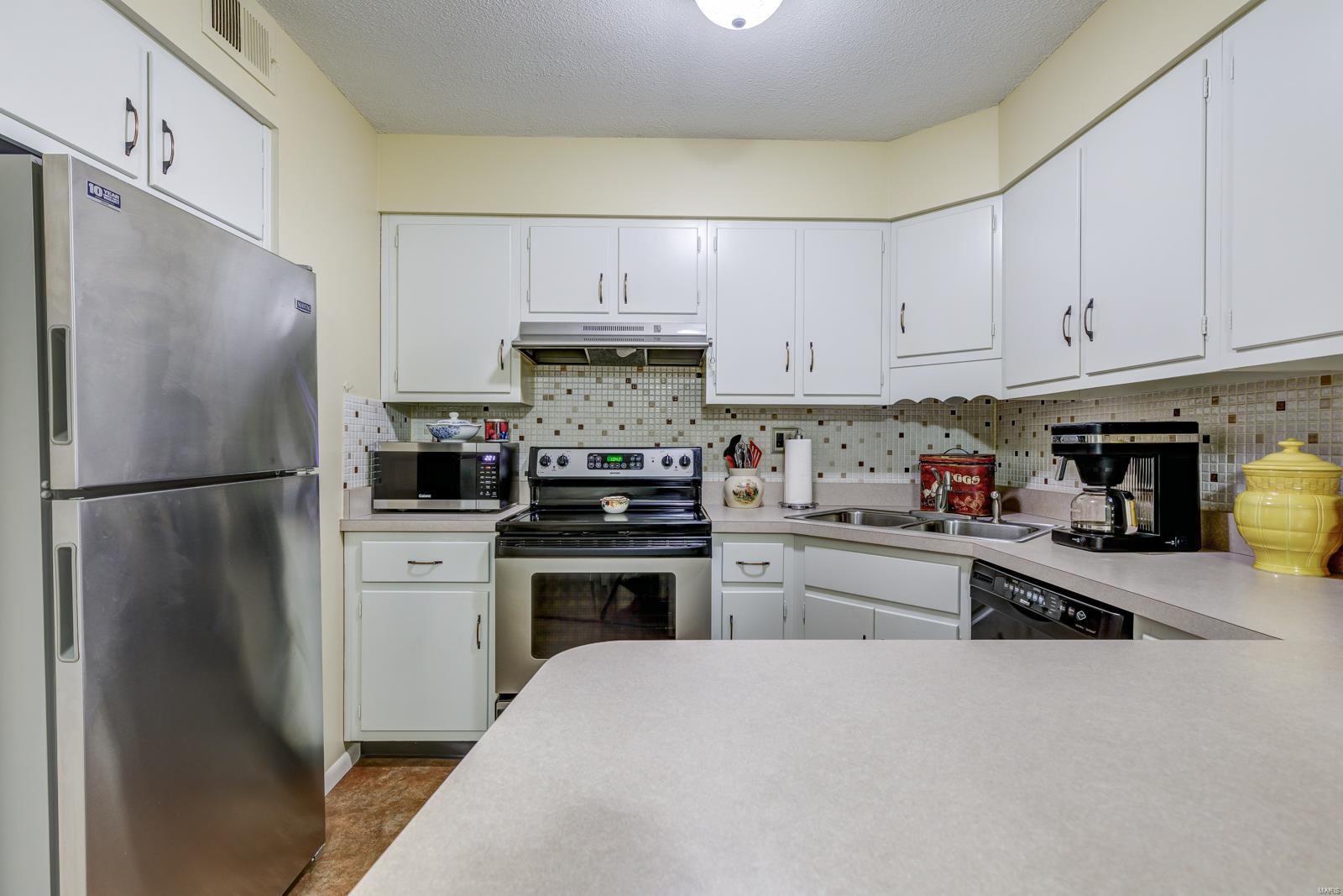 1660 Blue Ridge Drive, Unit A St. Louis, MO 63125 - Photo 12 of 27