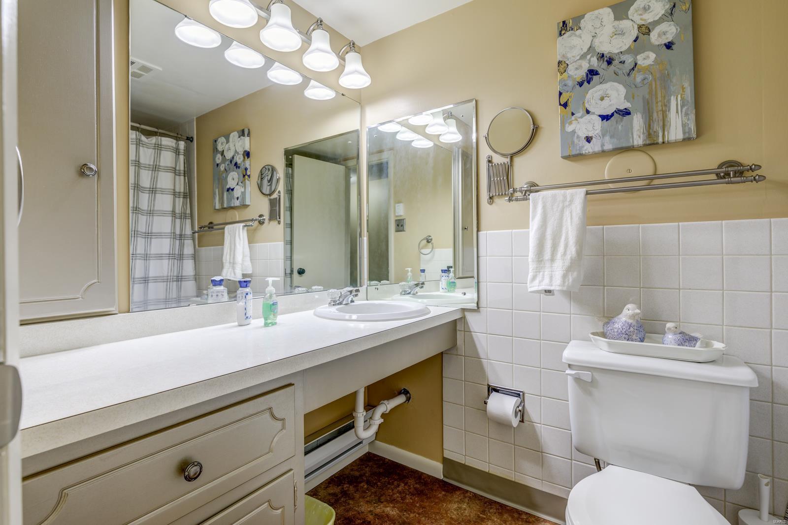 1660 Blue Ridge Drive, Unit A St. Louis, MO 63125 - Photo 16 of 27