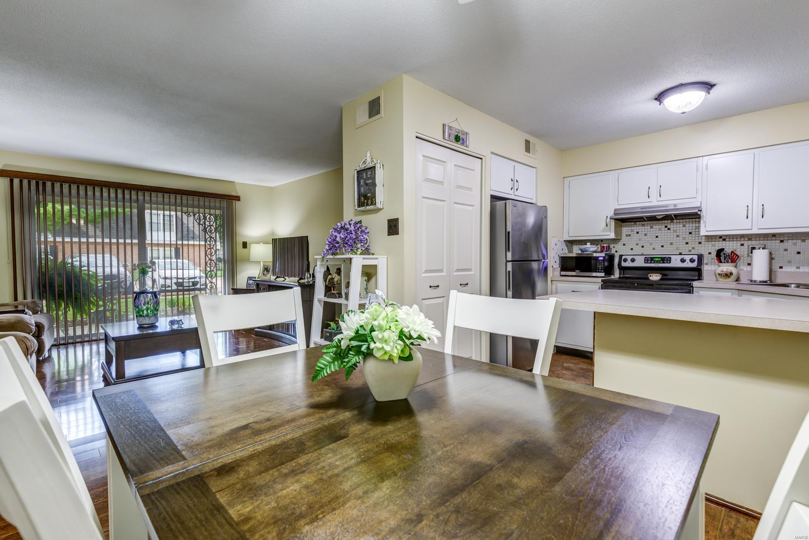 1660 Blue Ridge Drive, Unit A St. Louis, MO 63125 - Photo 9 of 27