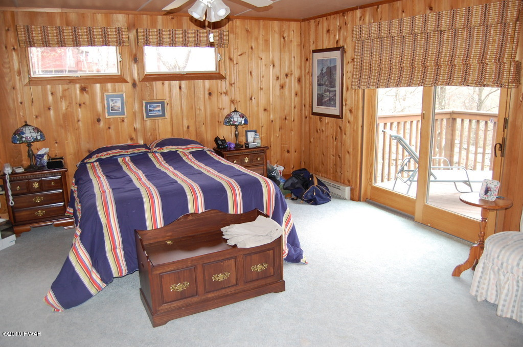 804 Remuda Court Hawley, PA 18428 - Photo 12 of 16