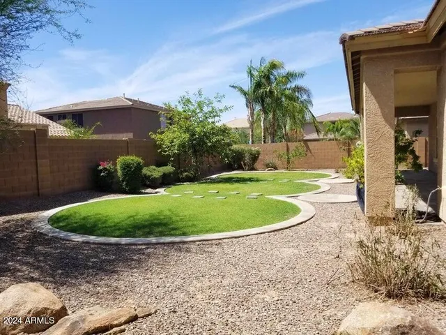 $2,995 | 5972 South Mack Court, Gilbert, AZ 85298