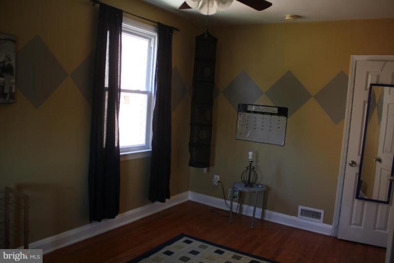 4101 Century Road Baltimore, MD 21206 - Photo 7 of 10 Cozy and comfortable with lots of natural light.