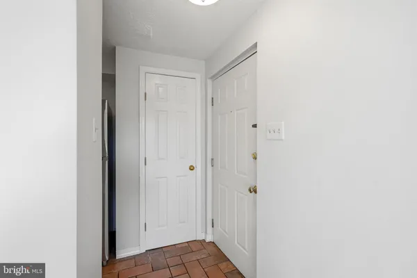 $218,000 | 9 Cranberry Court, Marlton, NJ 08053