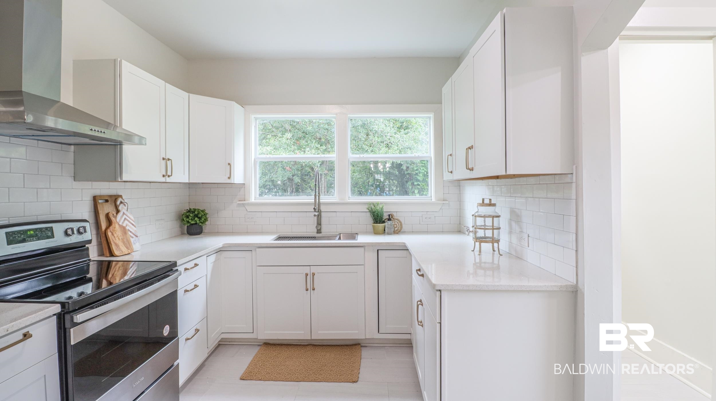 808 Charles Street Mobile, AL 36604 - Photo 7 of 22